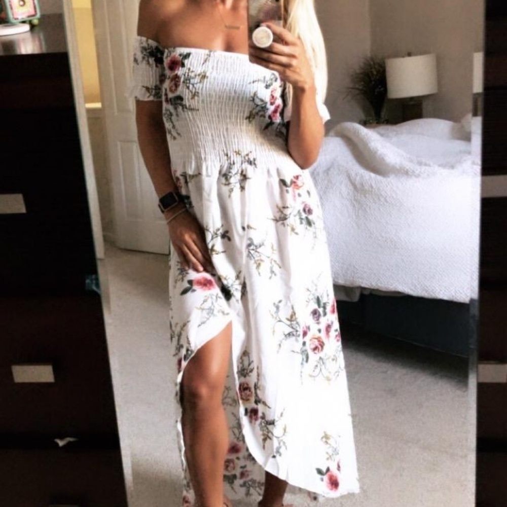 ⬇️1-4X REMAINING⬇️5⭐s OFF SHOULDER  HIGH LOW MAXI - Picture 3 of 4